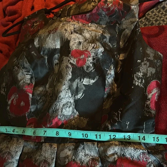 AGB fashion Luxe Floral Jacquard Mini party dress Sz 6 - Picture 10 of 15